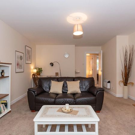 Central St Andrews 2 Bed Apartment - Free Parking Kültér fotó