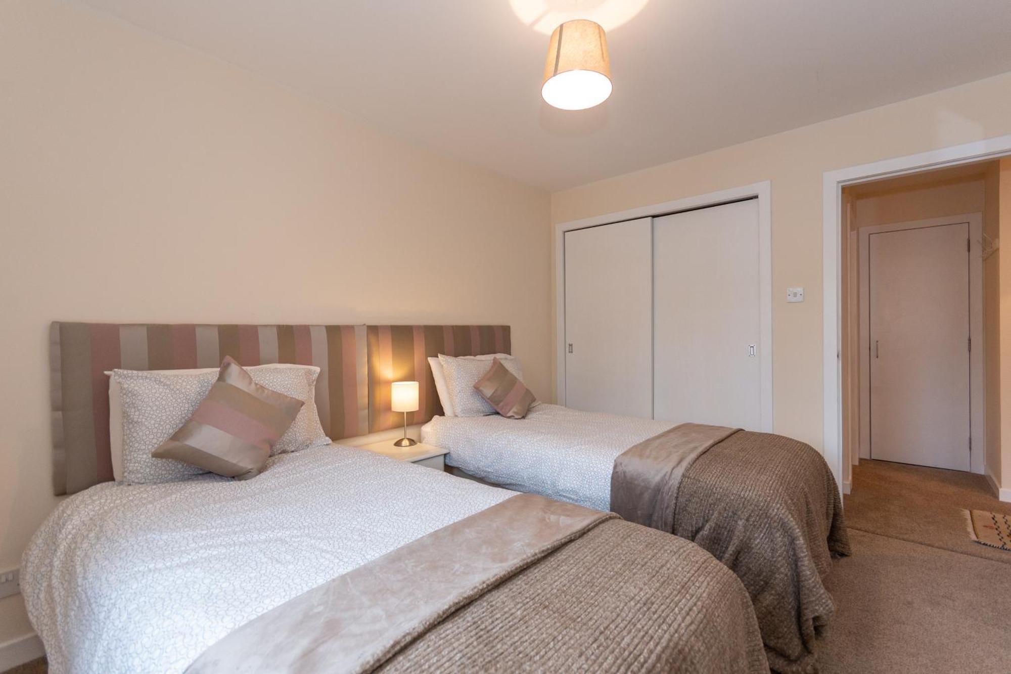Central St Andrews 2 Bed Apartment - Free Parking Kültér fotó