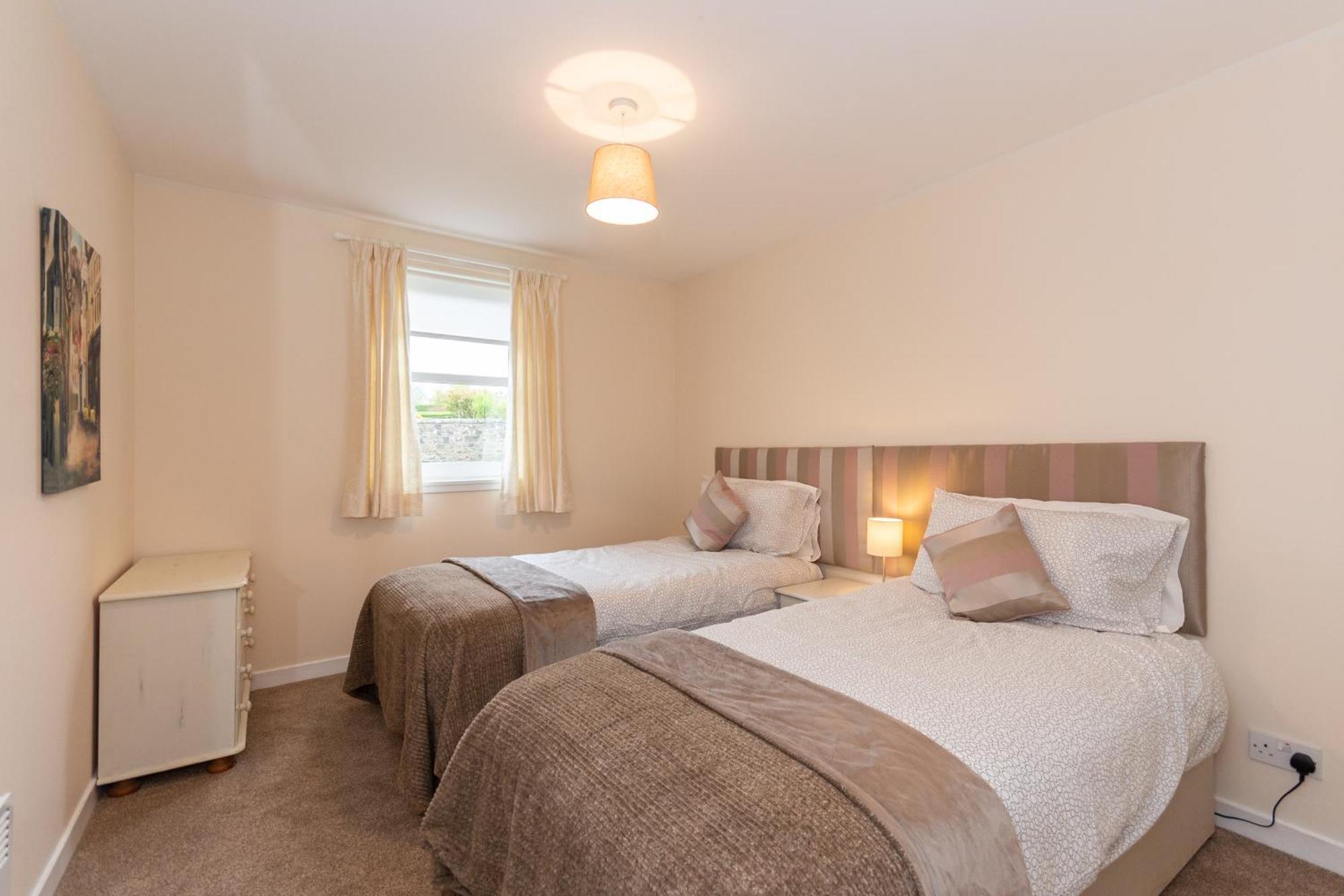 Central St Andrews 2 Bed Apartment - Free Parking Kültér fotó